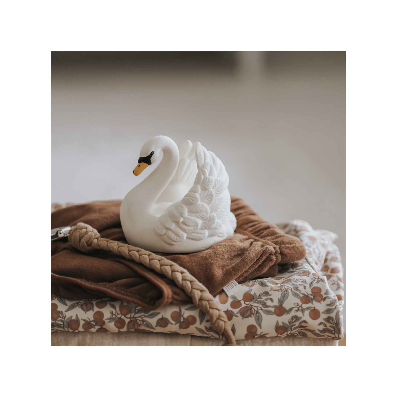 NATRUBA SWAN BATH TOY